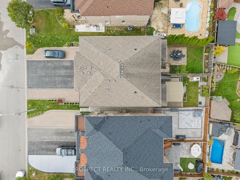 Photo 46 at 22 Worthview Drive, West Woodbridge, Vaughan