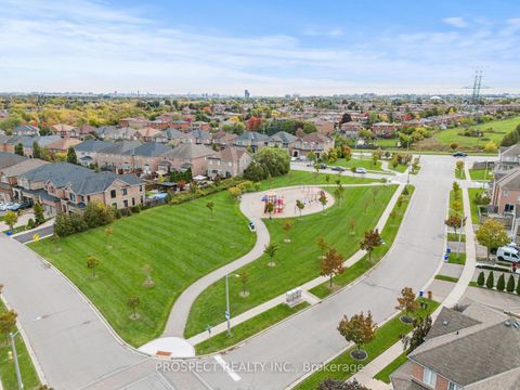 Photo 48 at 22 Worthview Drive, West Woodbridge, Vaughan