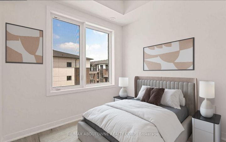 Photo 8 at 220 - 1695 Dersan Street, Duffin Heights, Pickering