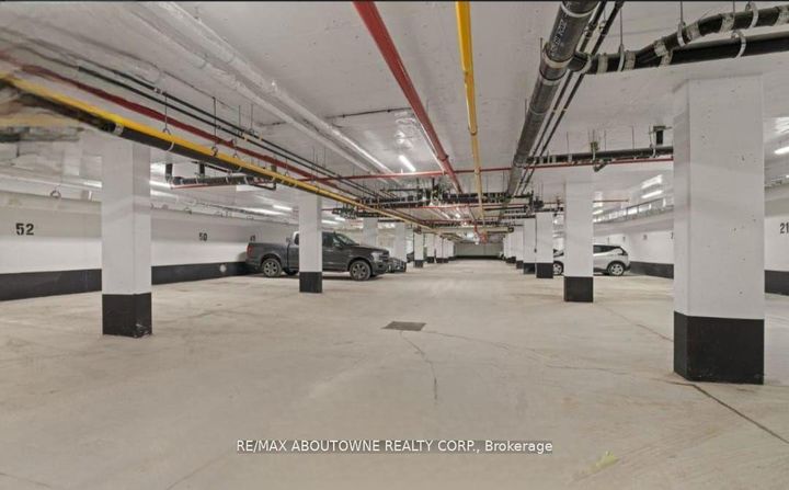 Photo 14 at 220 - 1695 Dersan Street, Duffin Heights, Pickering