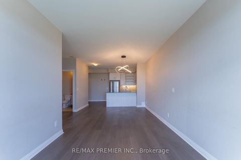 Photo 7 at 1401 - 55 Oneida Crescent, Langstaff, Richmond Hill
