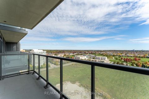 Photo 10 at 1401 - 55 Oneida Crescent, Langstaff, Richmond Hill