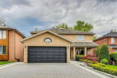 Photo 1 at 35 Mackay Drive, South Richvale, Richmond Hill