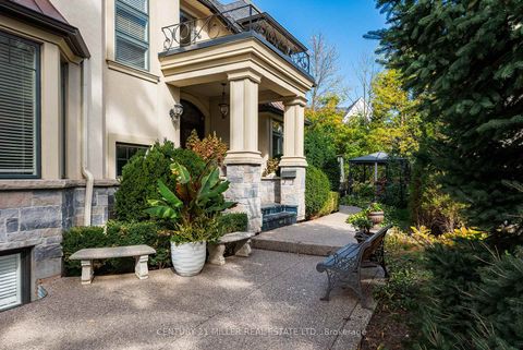 Photo 4 at 108 Livno Common, BR Bronte, Oakville