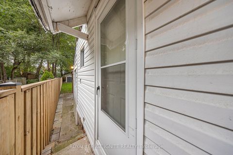 Photo 1 at 148 Barrington Avenue, Crescent Town, Toronto Photo 1 at 148 Barrington Avenue, Crescent Town, Toronto