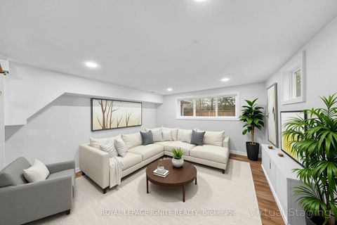 Photo 22 at 148 Barrington Avenue, Crescent Town, Toronto