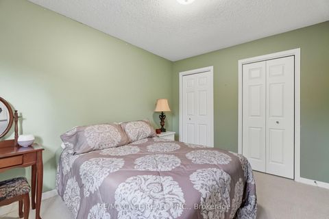 Photo 26 at 17 Black Willow Court, Oak Ridges, Richmond Hill