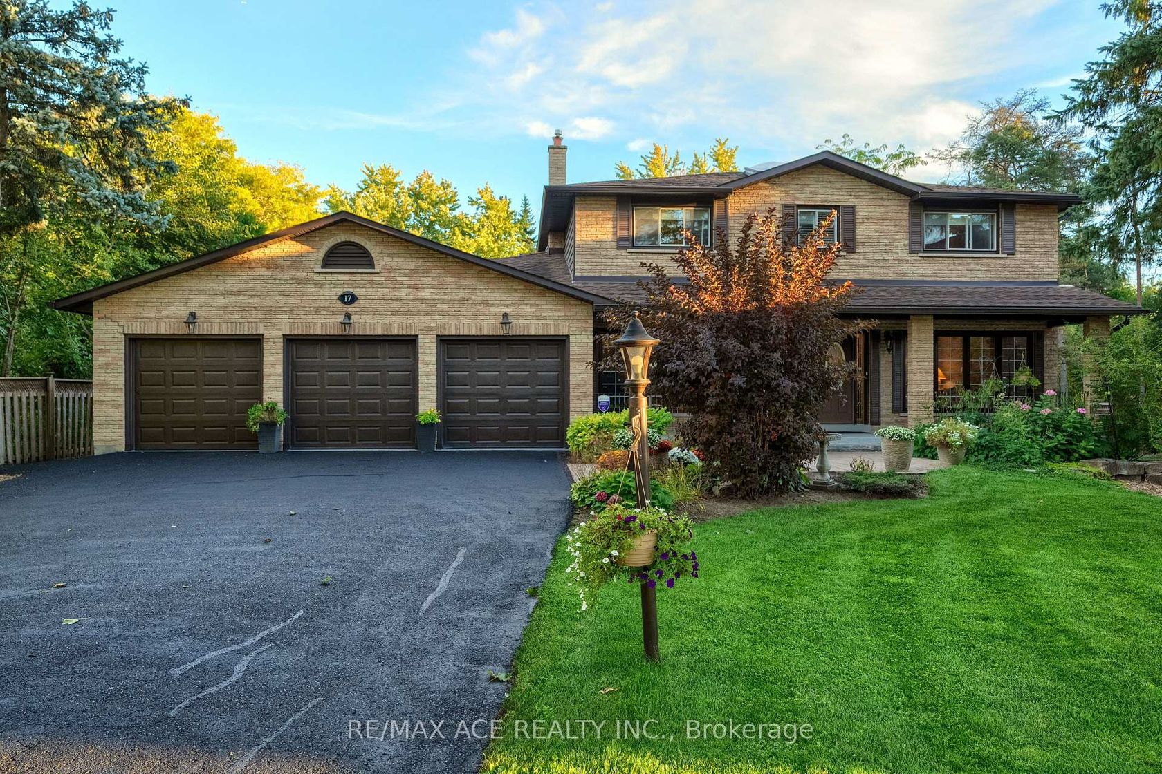 17 Black Willow Court, Oak Ridges, Richmond Hill 