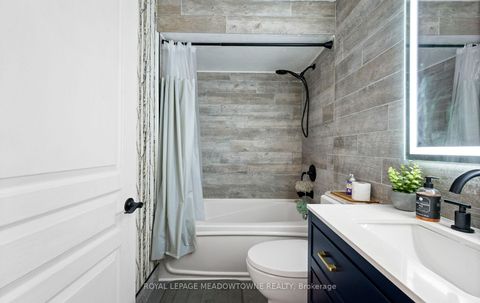 Photo 3 at 156 - 313 Richmond Street E, Moss Park, Toronto