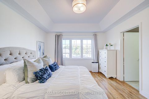 Photo 24 at 28 Avonmore Trail, Patterson, Vaughan