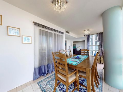 Photo 14 at 1015 - 40 Harding Boulevard W, North Richvale, Richmond Hill