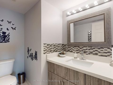 Photo 30 at 1015 - 40 Harding Boulevard W, North Richvale, Richmond Hill