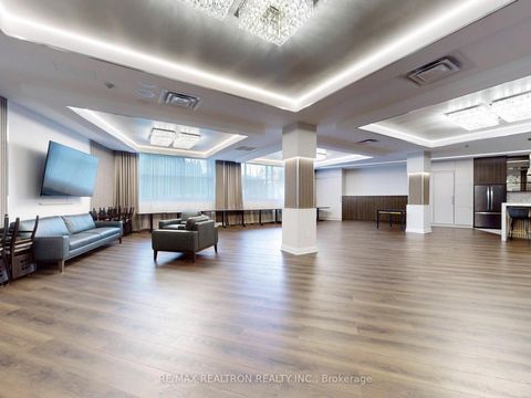 Photo 42 at 1015 - 40 Harding Boulevard W, North Richvale, Richmond Hill