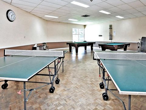 Photo 47 at 1015 - 40 Harding Boulevard W, North Richvale, Richmond Hill