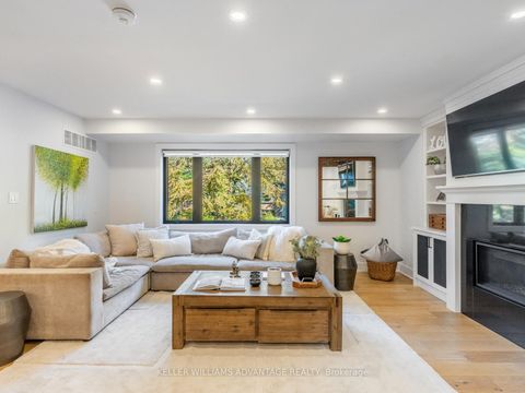 Photo 13 at 93 Glen Davis Crescent, Danforth, Toronto