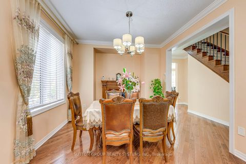 Photo 6 at 2207 Kwinter Road, WM Westmount, Oakville