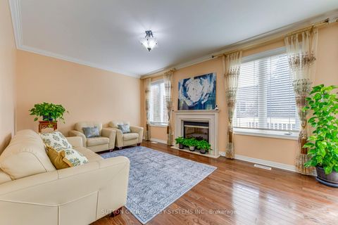 Photo 8 at 2207 Kwinter Road, WM Westmount, Oakville