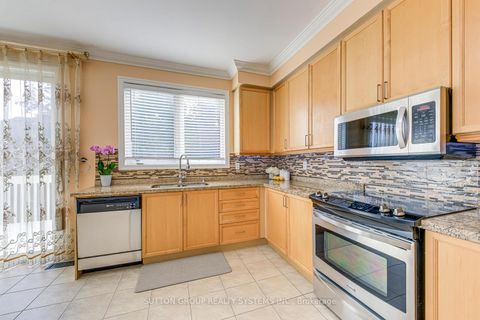 Photo 16 at 2207 Kwinter Road, WM Westmount, Oakville