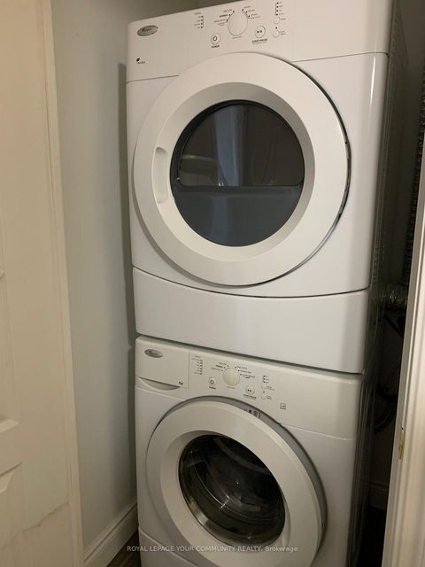 Photo 7 at A1020 - 11211 Yonge Street, Devonsleigh, Richmond Hill Photo 7 at A1020 - 11211 Yonge Street, Devonsleigh, Richmond Hill