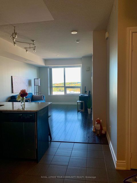 Photo 11 at A1020 - 11211 Yonge Street, Devonsleigh, Richmond Hill