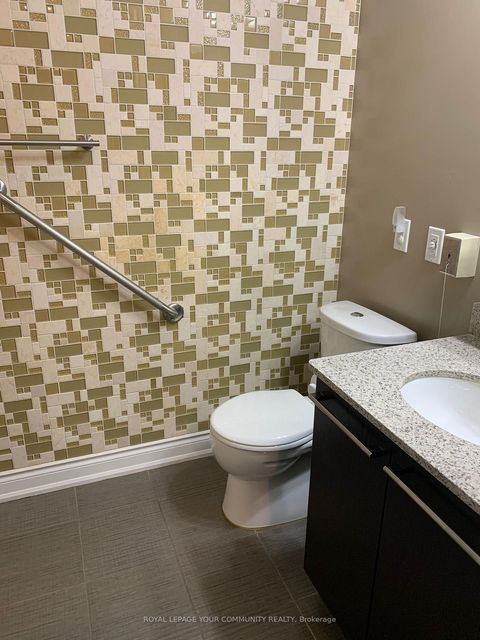 Photo 16 at A1020 - 11211 Yonge Street, Devonsleigh, Richmond Hill