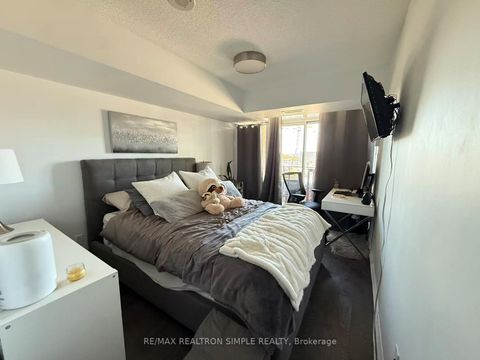 Photo 5 at 921 - 85 East Liberty Street, Niagara, Toronto