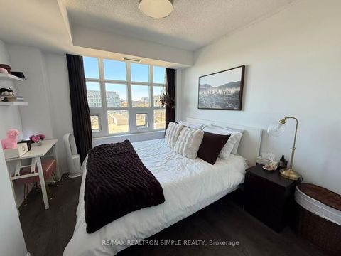 Photo 6 at 921 - 85 East Liberty Street, Niagara, Toronto