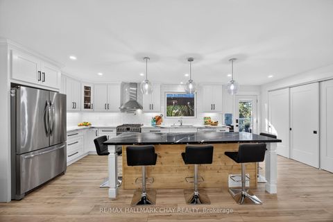 Photo 1 at 207 Merrett Drive, Painswick North, Barrie
