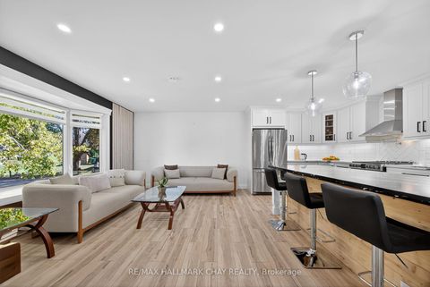 Photo 7 at 207 Merrett Drive, Painswick North, Barrie