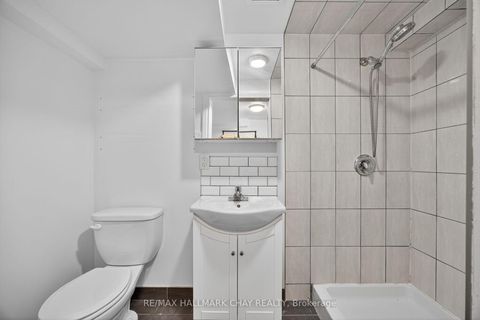 Photo 17 at 207 Merrett Drive, Painswick North, Barrie