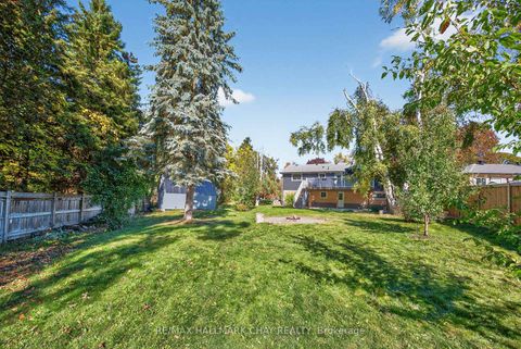 Photo 22 at 207 Merrett Drive, Painswick North, Barrie