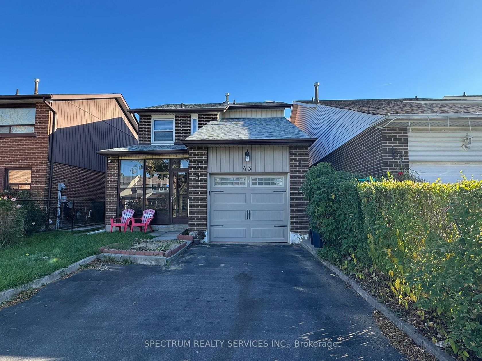 43 Mammoth Hall Trail, Malvern, Toronto photo number 2