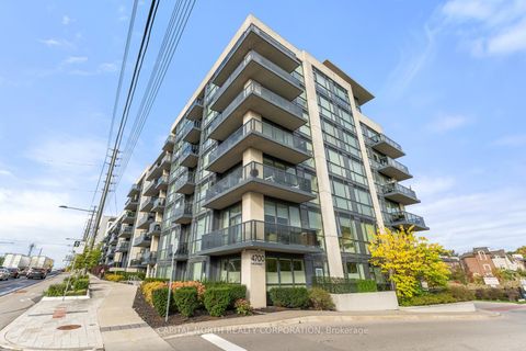 Photo 1 at 606 - 4700 Highway 7, East Woodbridge, Vaughan