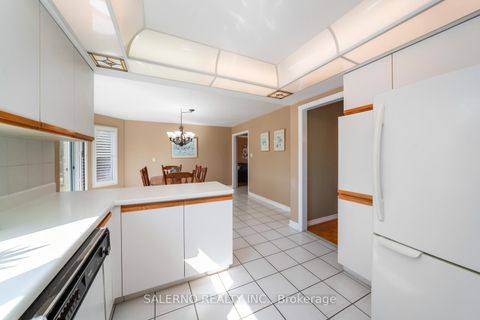 Photo 18 at 42 Columbus Avenue, East Woodbridge, Vaughan