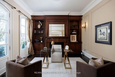 Photo 5 at 56 Ravenscrest Drive, Rosethorn, Toronto