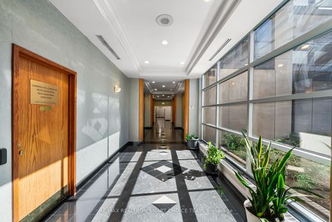 Photo 3 at 1211 - 28 Hollywood Avenue, Willowdale East, Toronto