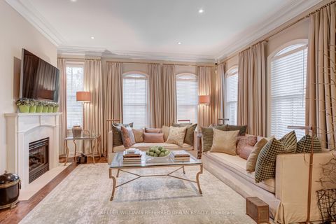 Photo 14 at 74 Aberdeen Avenue, South St. James Town, Toronto