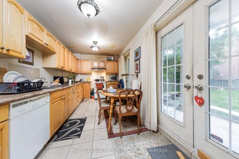 Photo 23 at 135 Spruce Avenue, South Richvale, Richmond Hill