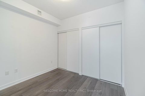 Photo 12 at 1019 - 38 Honeycrisp Crescent, Concord, Vaughan