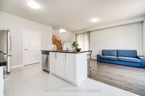 Photo 20 at 32 Jessica Antonella Street, Angus Glen, Markham