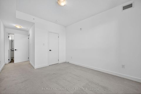 Photo 11 at 104 - 6 Spice Way, Rural Barrie Southeast, Barrie