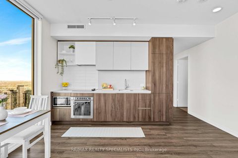 Photo 10 at 5609 - 7890 Jane Street N, Vaughan Corporate Centre, Vaughan