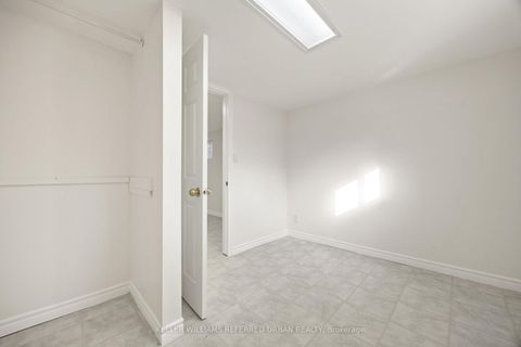 Photo 29 at 17 Madron Crescent, York University Heights, Toronto