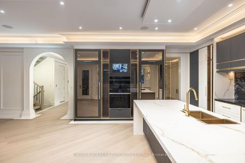 Photo 15 at 47 Danville Drive, Windfields, Toronto