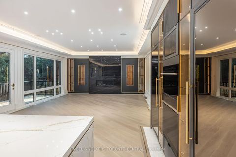 Photo 18 at 47 Danville Drive, Windfields, Toronto