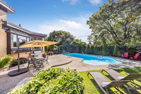 Photo 2 at 16 Woodpark Road, Richview, Toronto