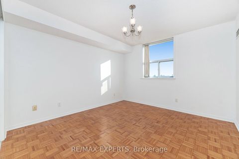 Photo 17 at 309 - 7373 Martin Grove Road, West Woodbridge, Vaughan