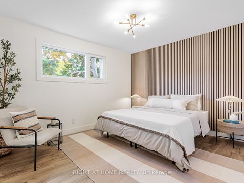 Photo 13 at 43 Kingland Crescent, Don Valley Village, Toronto