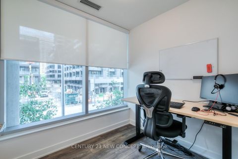 Photo 13 at 210 - 99 Broadway Avenue, Mount Pleasant West, Toronto