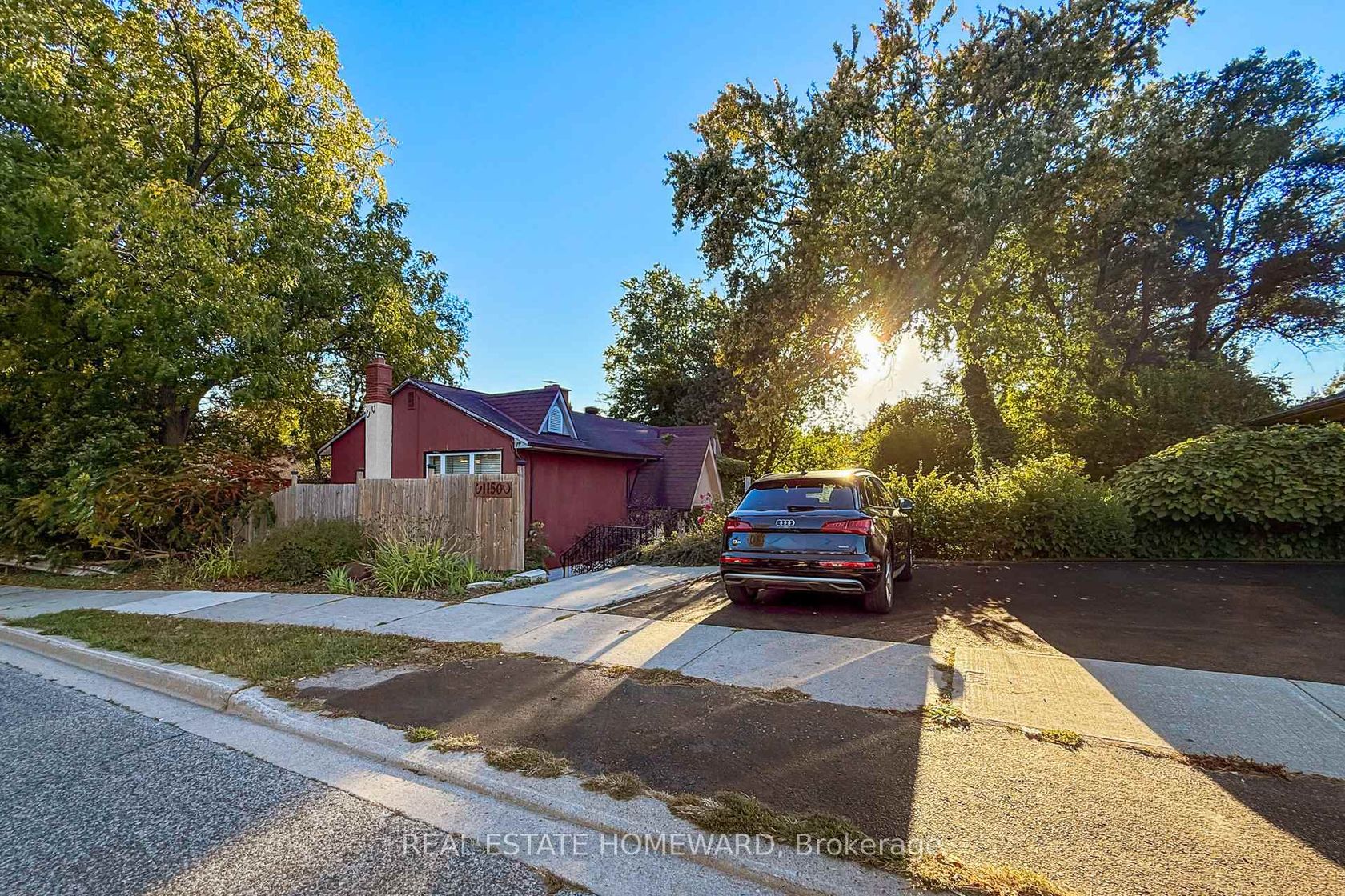 1150 Kipling Avenue, City Centre West, Toronto 